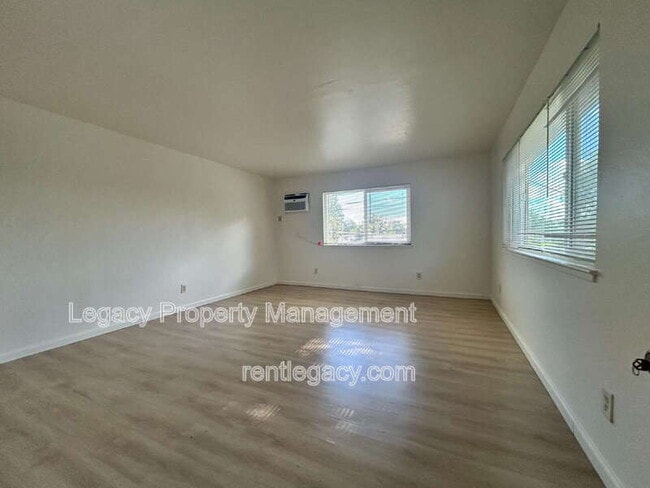 Photo - 4552 Ashcroft Ave Unit Apt 36D