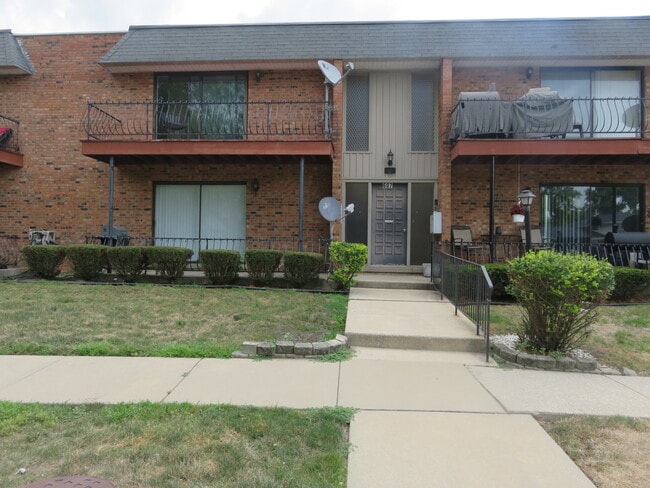 Building Photo - 607 Carroll Pkwy Unit 202 Rental