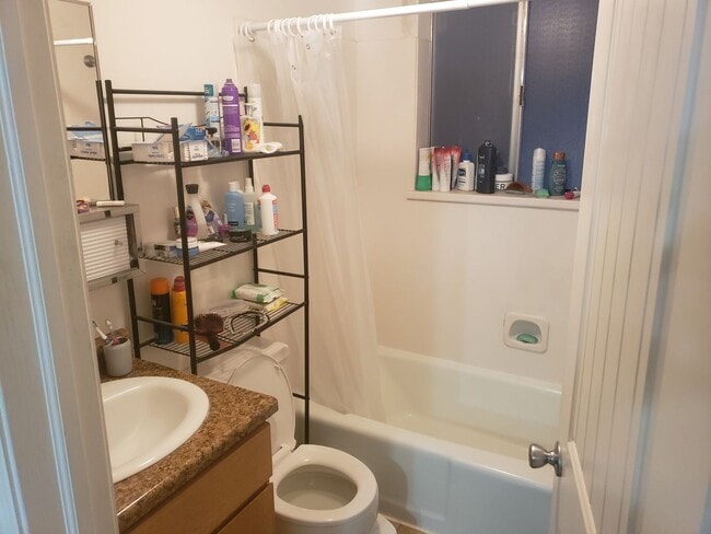 Photo - 1B/1B Pet Friendly Apartment South of BYU Unit 124