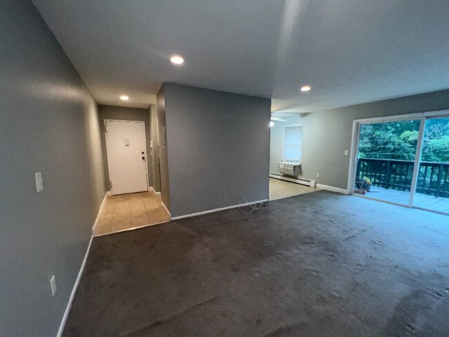 Photo - 37 Balance Rock Rd Unit 14