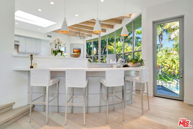 28775 Sea Ranch Way