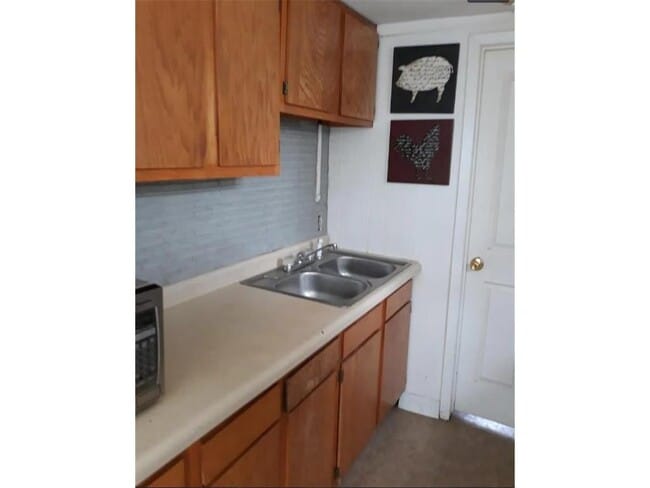 Photo - 2622 N Upton Ave