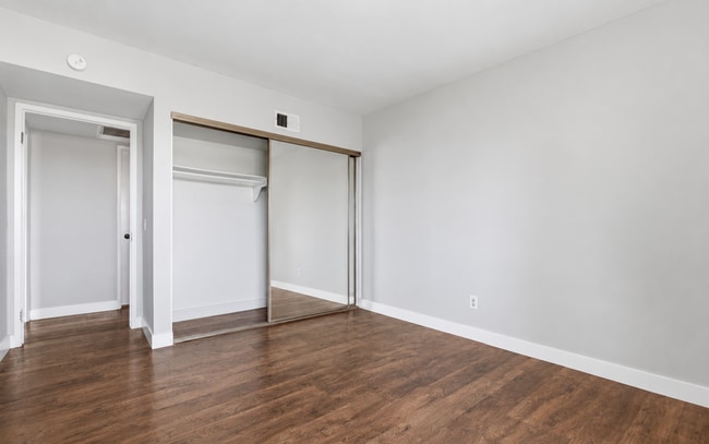 Photo - 1422 Rock Glen Ave Unit 309