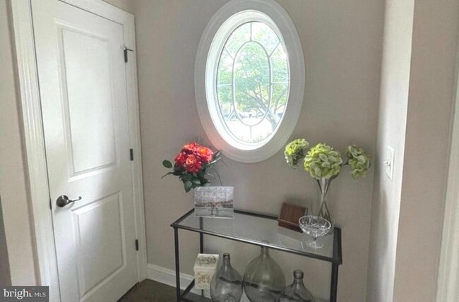Photo - 202 Cobblestone Dr