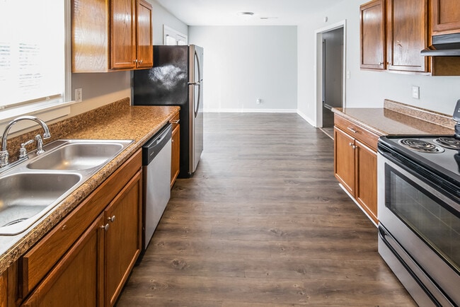 Photo - 4429 Clovewood St