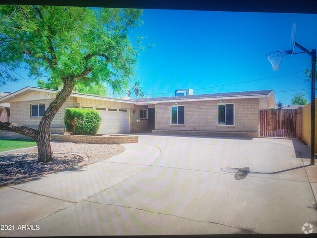 Building Photo - 2109 S Stanley Pl Rental