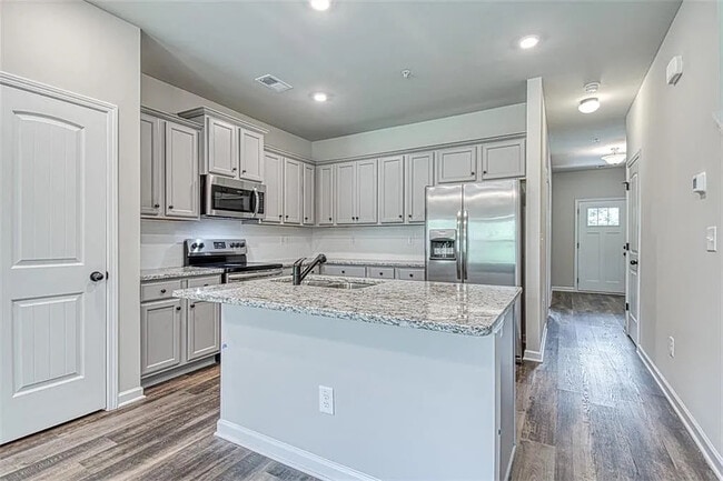 Room in Townhome on Bayrose Cir