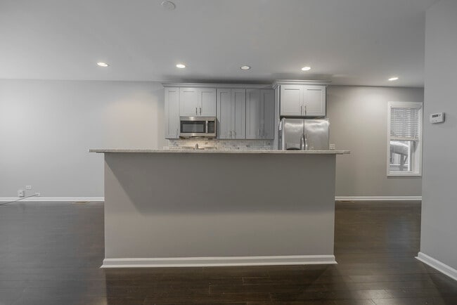 Photo - 1906 W 17th St