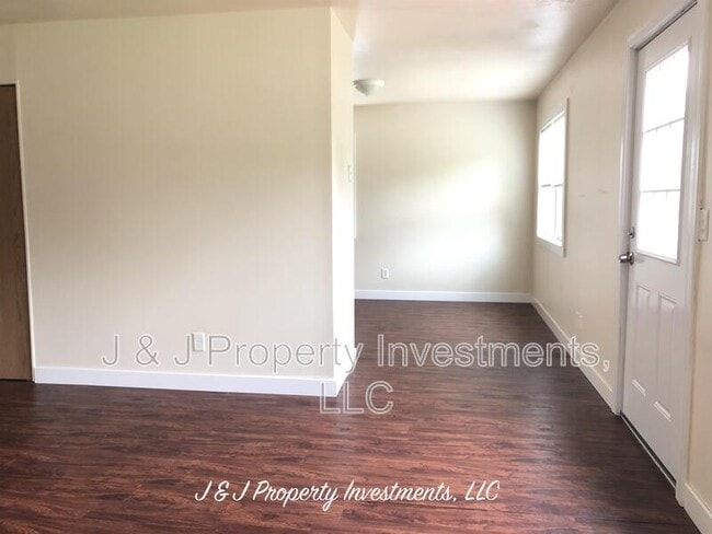 283 Hazelwood Dr