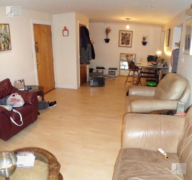 Photo - 15 Commonwealth Ct Unit 2