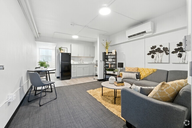 Living Room - 1612 Apartments