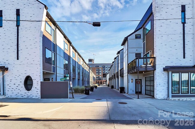 Photo - 1214 Minter Pl