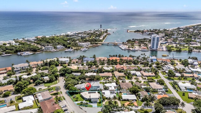 Photo - 2812 NE 27th St