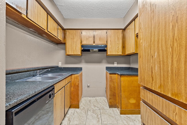 Towne East Village Apartment Homes