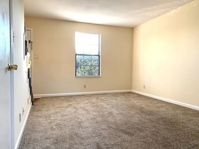 Photo - 359 Peabody Dr Unit 359 Peabody Dr. 1