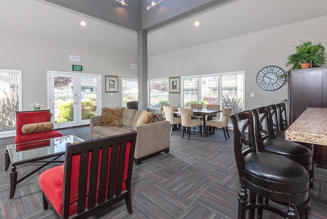 Photo - Riley Square