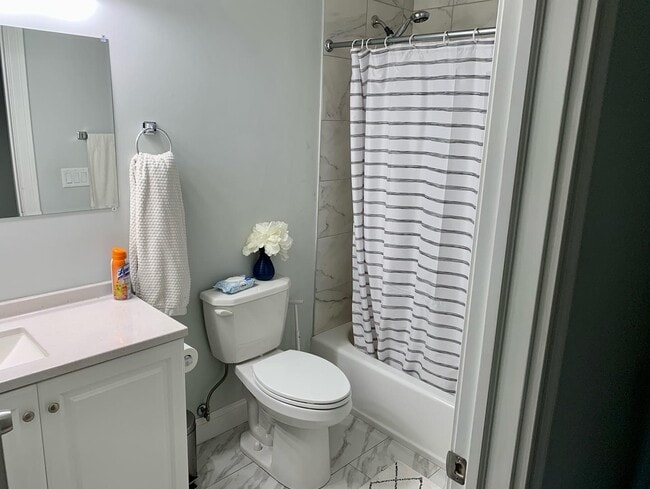 Photo - 150 Alder St