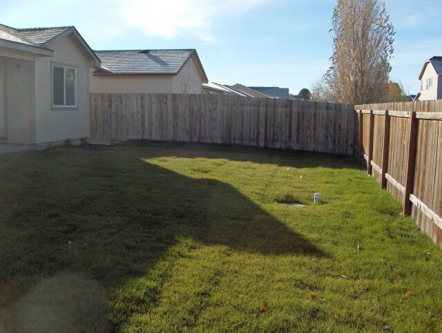 Photo - Spacious 3-Bedroom Home with Dedicated Loft & Office Space!