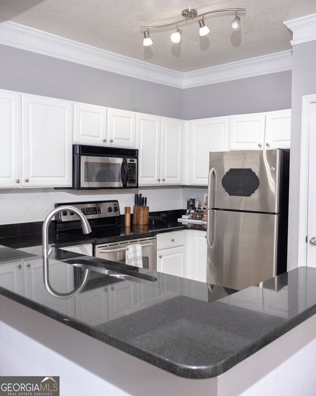 Photo - 1850 Cotillion Dr Unit 1116