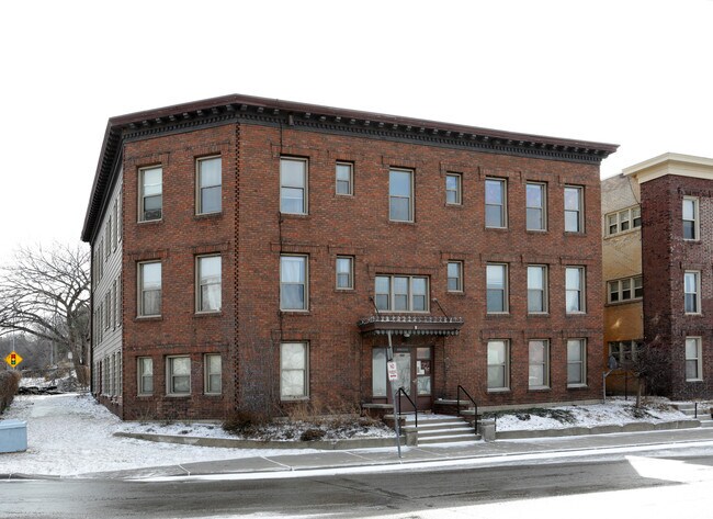 1901 Lyndale