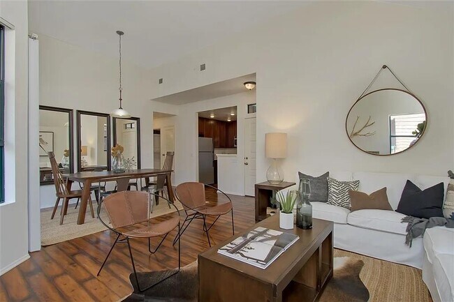 Photo - 4435 Nobel Dr