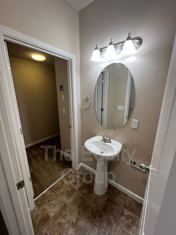 Photo - 1884 W Roby Ave