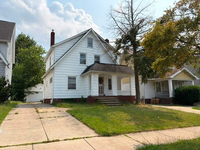 Building Photo - Affordable Cleveland Heights Home - Now Available