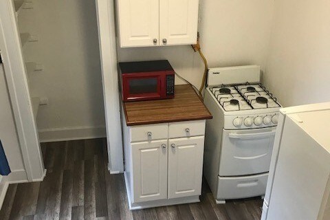 Photo - Carriage House Square