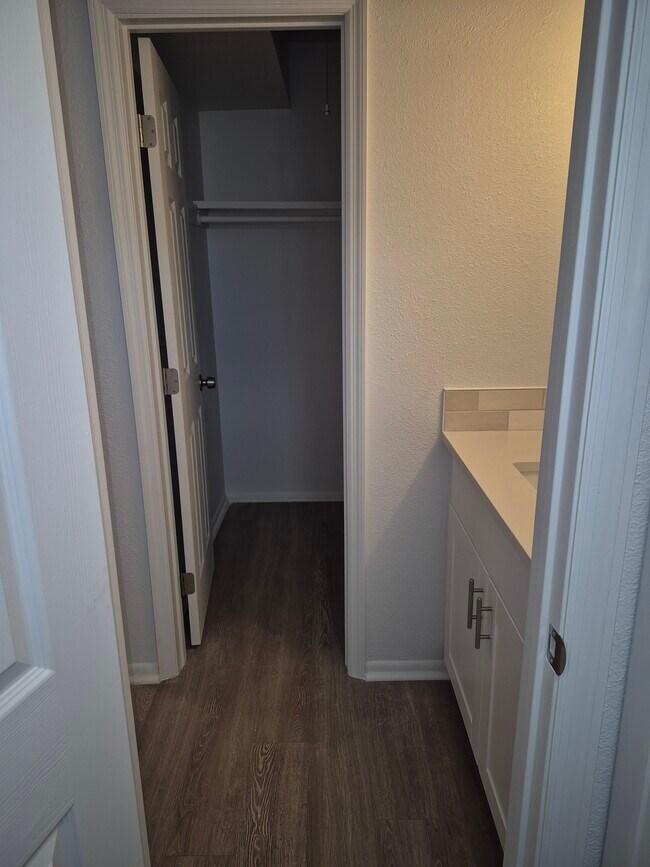 Photo - Darwin Apartments