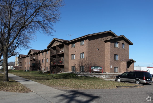 Regency East Apartments For Rent In Saint Cloud Mn Forrent Com