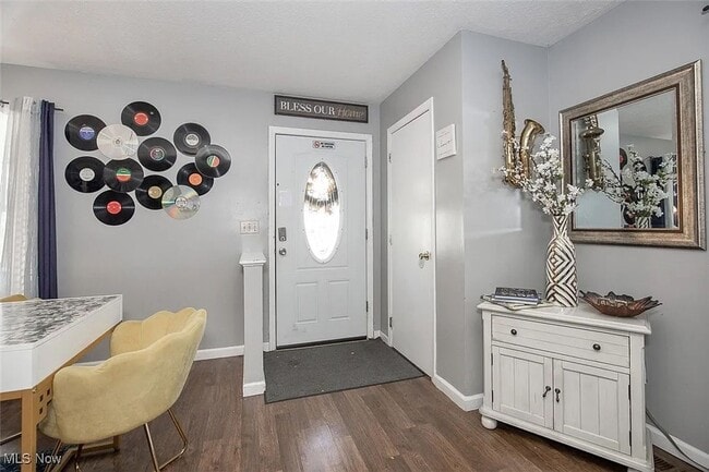 Photo - Gorgeous 4BD/2 BA Home for Rent- Cleveland