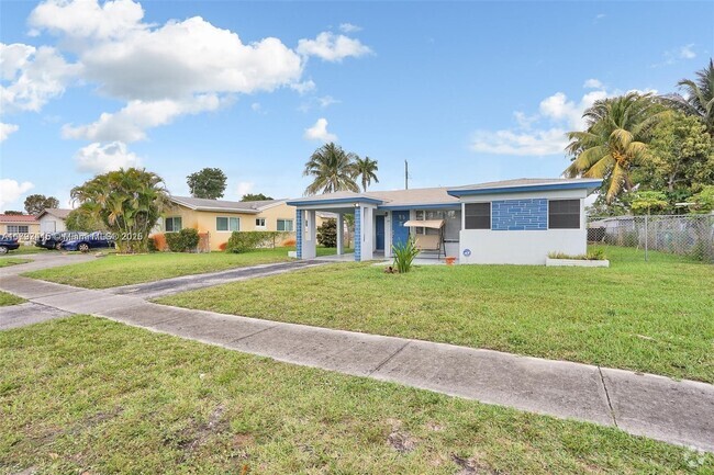 Building Photo - 6931 SW 27th Ct Rental