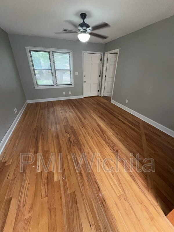 Photo - 608 N Parkwood Ln