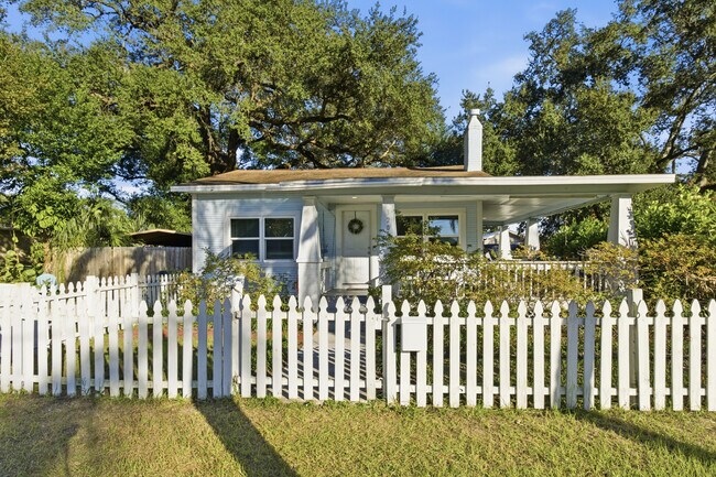 Photo - 3203 N Bailey St