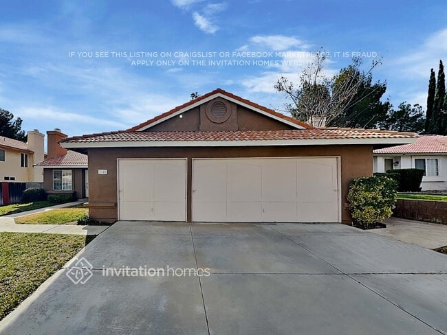 Building Photo - 3140 Crowne Dr