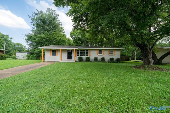 Photo - 3711 Broadmor Rd NW House