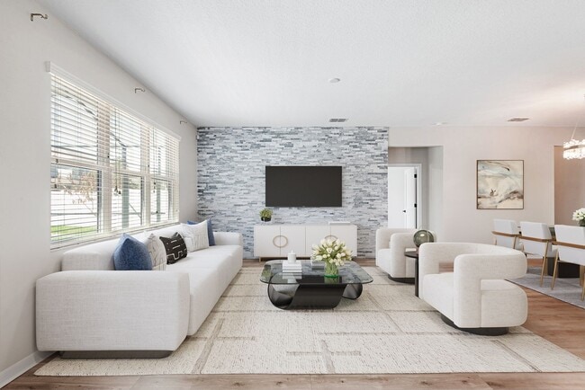 Photo - RIVERVIEW HOME FOR RENT!