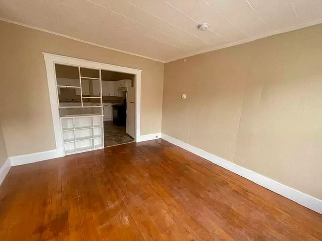 Building Photo - 333 Central St