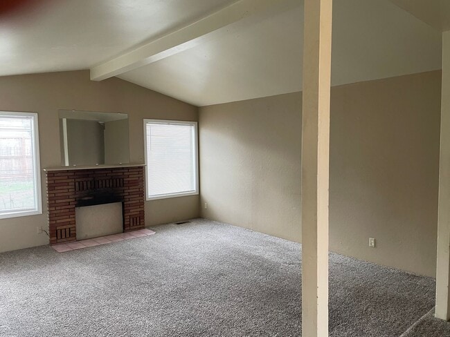 Photo - Nice 3 Bedroom 1.5 Bathroom Home w/Large fully Fenced Back Yard