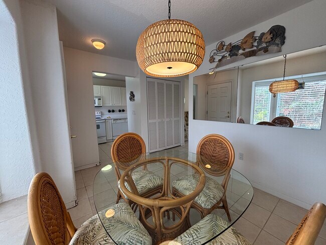 419 Ocean Park Ln Unit Condo