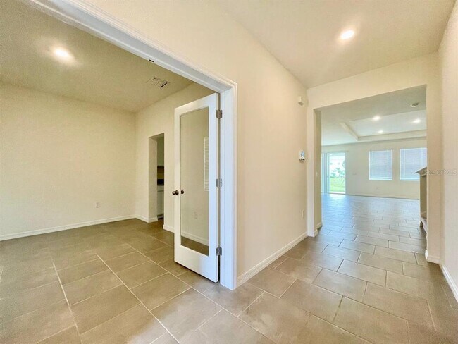 Photo - 5520 Hollingworth Trl