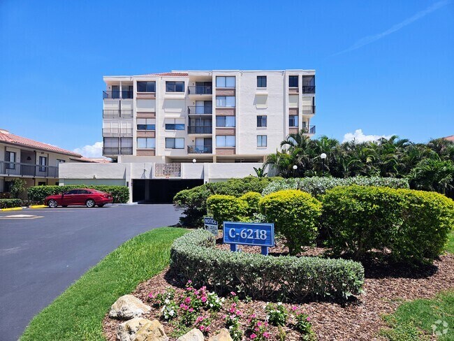 Building Photo - 6218 Palma Del Mar Blvd S Rental