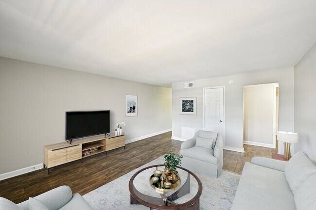 Amber Grove Apartments