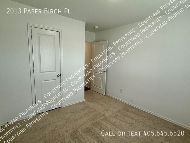 Photo - 2013 Paper Birch Pl