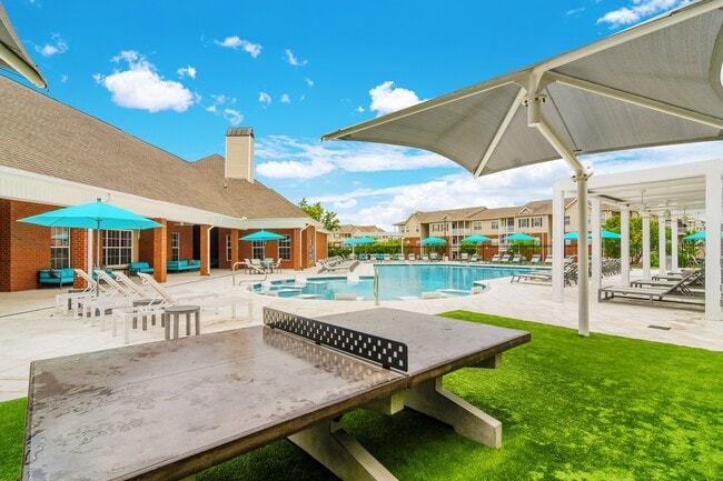 The Vineyard of Olive Branch Apartment Homes