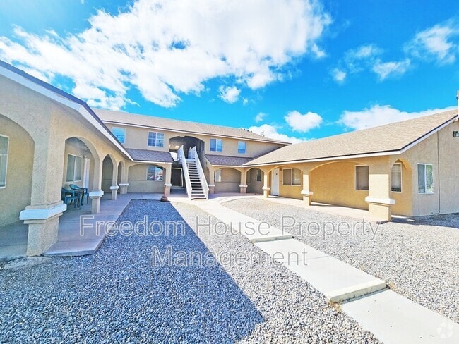 Building Photo - 2341 E Calvada Blvd Unit #6 Rental