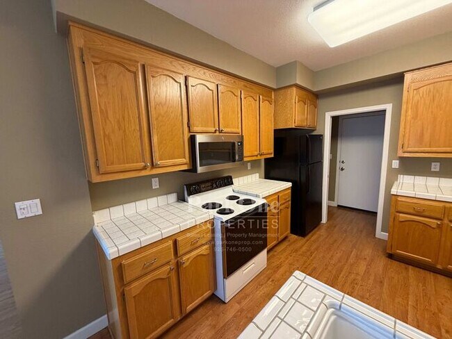 Photo - Updated Townhouse in Clayton Available for Lease now!