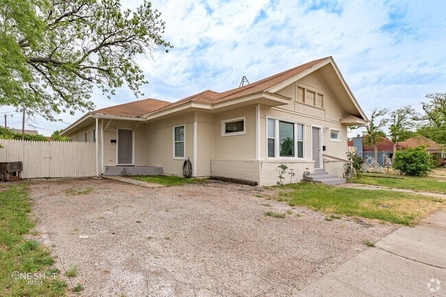 Building Photo - 1711 N 3rd St Rental