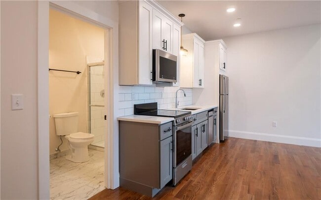 Photo - 15 Cranston Ave Unit 22