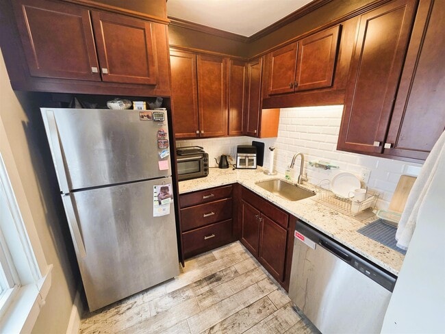 Building Photo - 55 Gorham St Unit 1